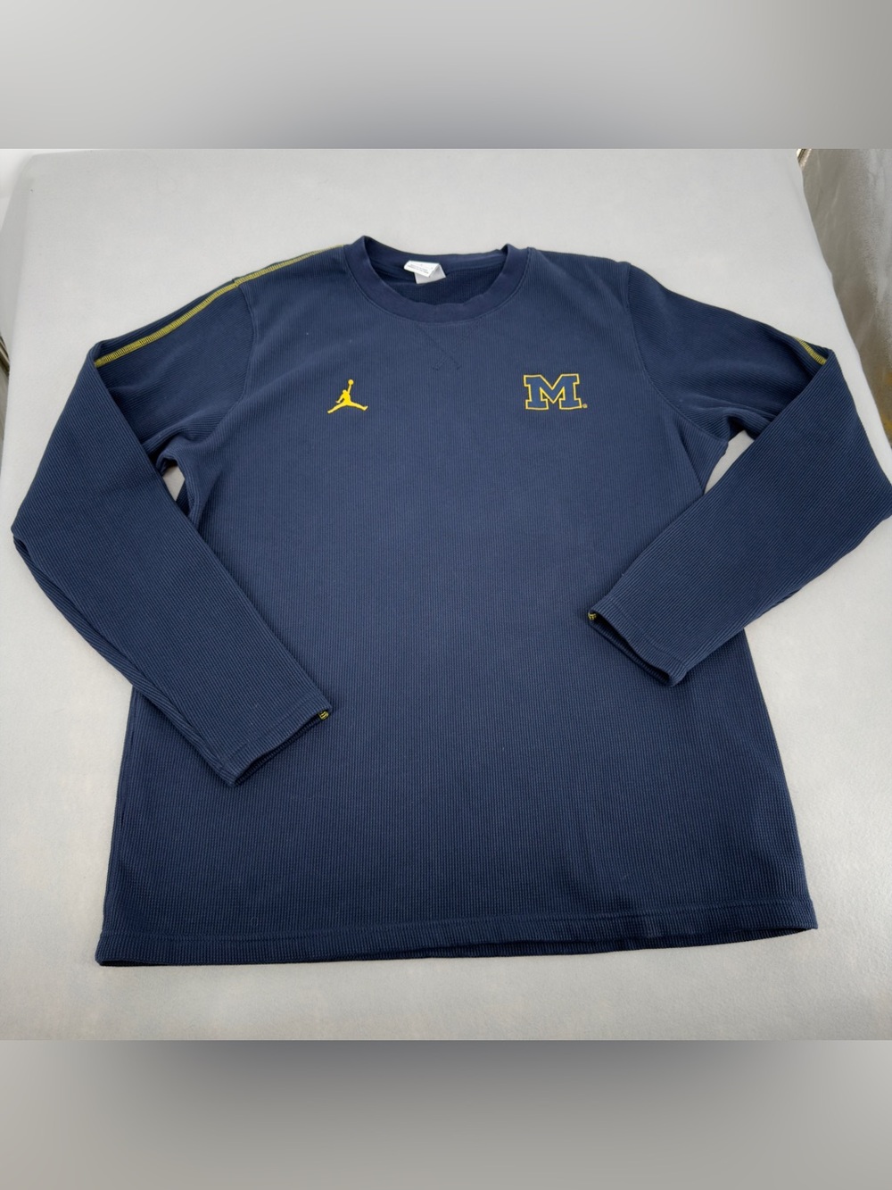 Jordan University Of Michigan Navy Blue Thermal Long Sleeve Sz Large